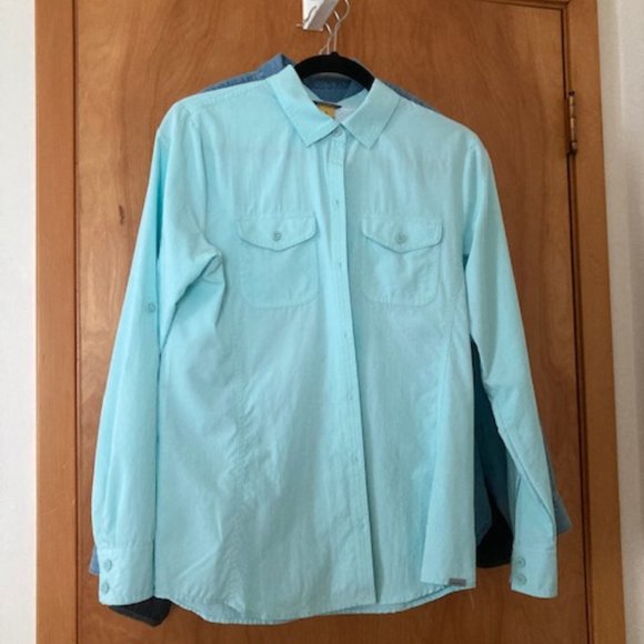Eddie Bauer Lightweight Long Sleeved Button Shirt, Mint color, Size Small - Picture 1 of 4
